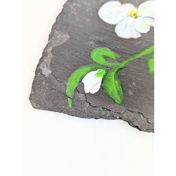Large Hand-Painted Gray Slate Wall Hanging Art White Dogwood Flowers Rustic Boho - Picture 3 of 10